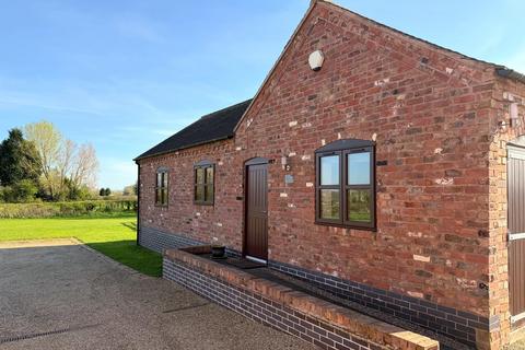 2 bedroom barn conversion to rent, Hadley End, Yoxall