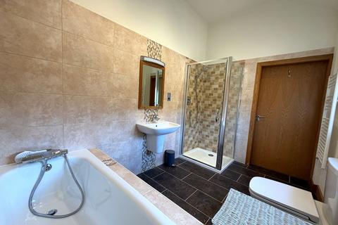 2 bedroom barn conversion to rent, Hadley End, Yoxall