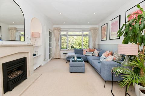3 bedroom end of terrace house for sale, Church Road, Worcester Park, Surrey, KT4