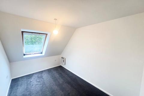 2 bedroom flat to rent, Avonmouth Road, Bristol, BS11