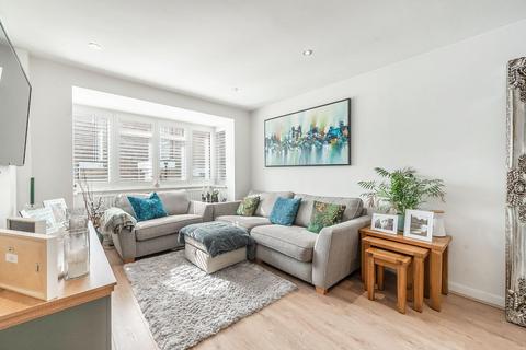 3 bedroom detached house for sale, Acacia Close, Stanmore, HA7