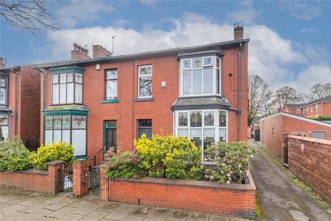 4 bedroom semi-detached house for sale, Crompton Avenue, Greater Manchester OL16