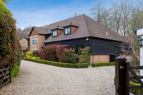 3 bedroom village house for sale, Old Grinstead, Bramley, Guildford, Surrey GU5 0AR