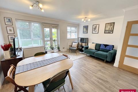 Springbank, London, Greater London, N21