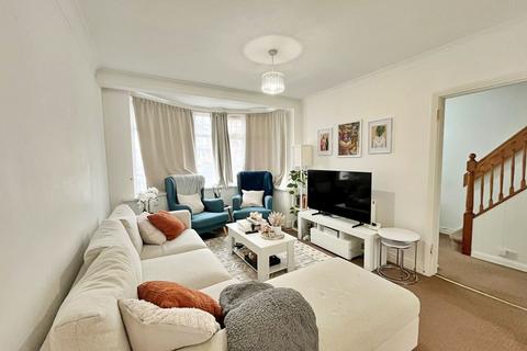 3 bedroom terraced house for sale, David Avenue, Greenford