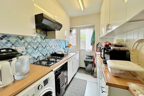 3 bedroom terraced house for sale, David Avenue, Greenford