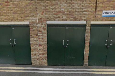 Garage to rent, Woolstaplers Way, London SE16