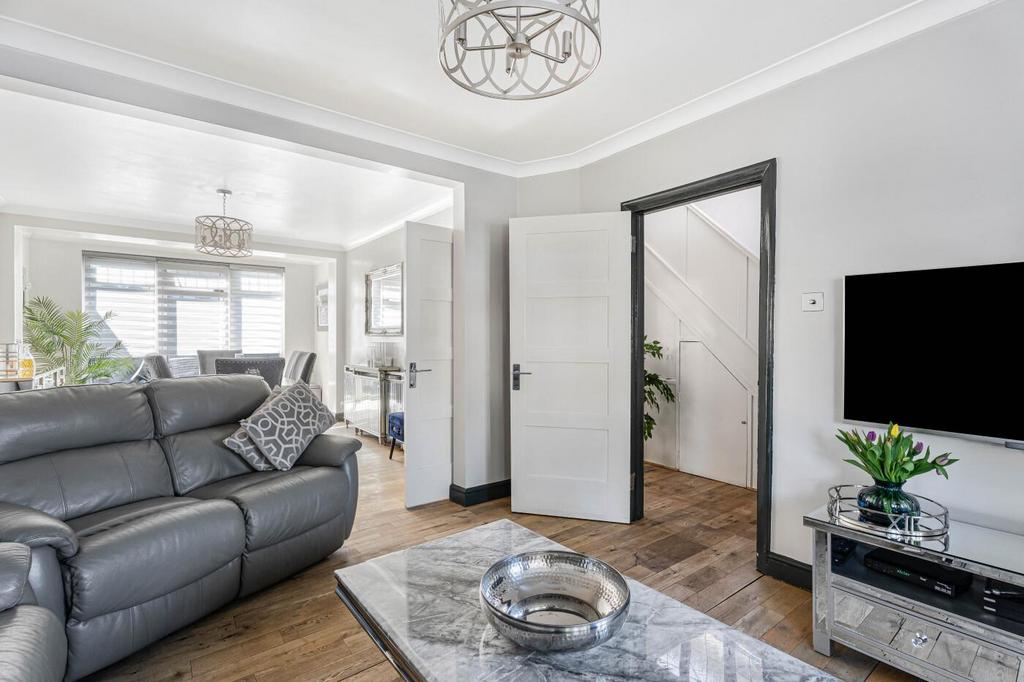 Lounge / dining room