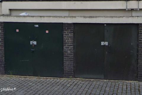 Garage to rent, Manor Estate, London SE16