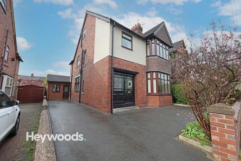 5 bedroom semi-detached house for sale, Watlands Avenue, Wolstanton, Newcastle, ST5