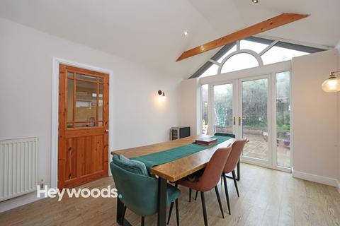 5 bedroom semi-detached house for sale, Watlands Avenue, Wolstanton, Newcastle, ST5