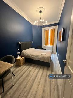 2 bedroom flat to rent, Bowman Street, Glasgow, G42