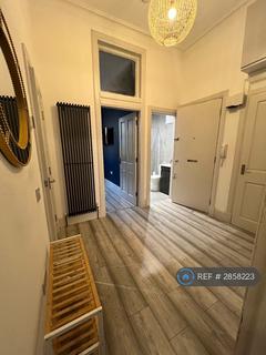 2 bedroom flat to rent, Bowman Street, Glasgow, G42