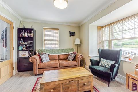 5 bedroom detached house for sale, Bassett Lowke Drive, Northampton, NN5