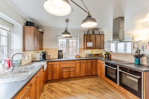 5 bedroom detached house for sale, Bassett Lowke Drive, Northampton, NN5