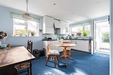3 bedroom bungalow for sale, Well Street, Tregony, Truro