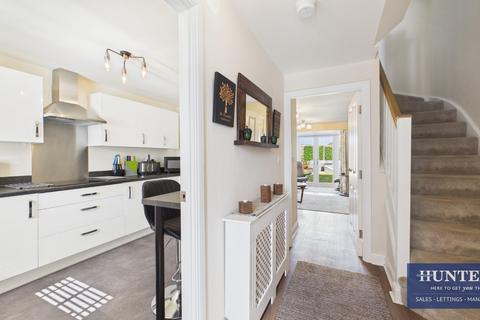 4 bedroom semi-detached house for sale, Turnberry Drive, Hebburn