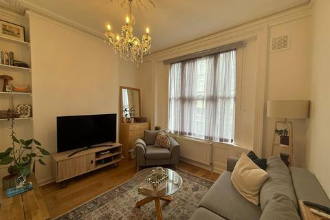 1 bedroom flat to rent, Benwell Road, London