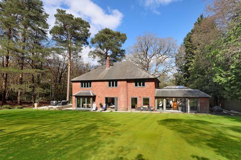 5 bedroom detached house for sale, Stoke Common Road, Fulmer, Buckinghamshire, SL3
