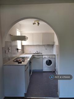 Studio to rent, Hawthorn Crescent, West Drayton, UB7