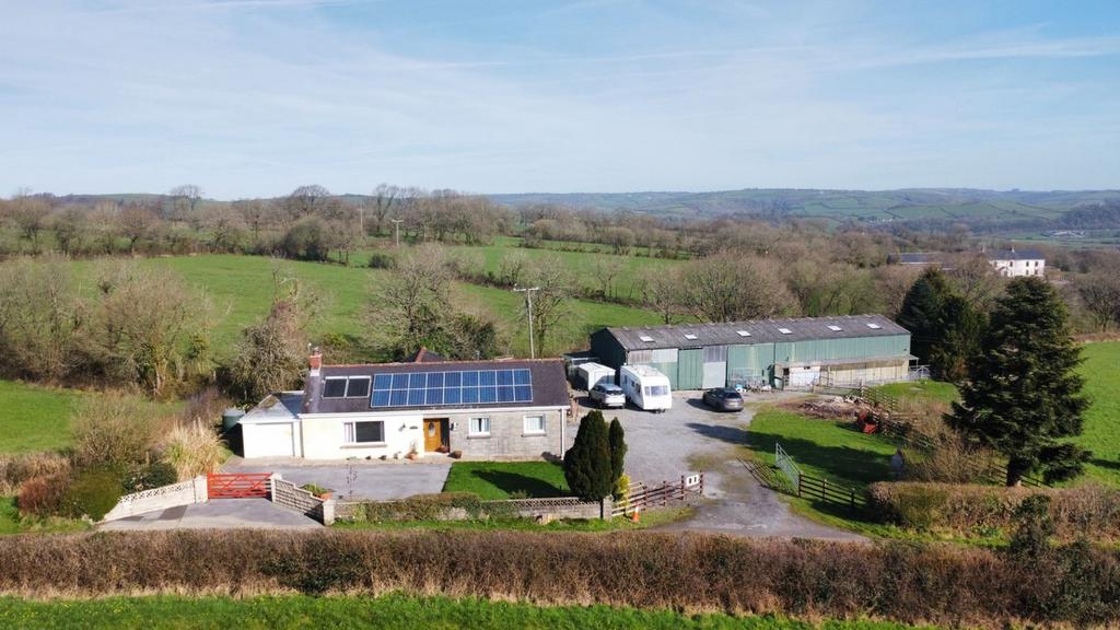 3 bedroom property with land for sale, Capel Dewi