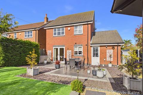 3 bedroom detached house for sale, Pollards Close, Hull HU12