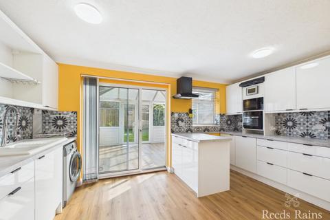 2 bedroom end of terrace house for sale, Byland Court, East Yorkshire HU9
