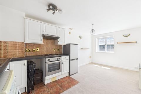 undefined, Kingsholm Road, Gloucester, Gloucestershire, GL1