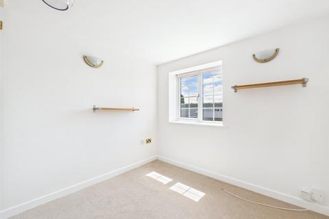 undefined, Kingsholm Road, Gloucester, Gloucestershire, GL1
