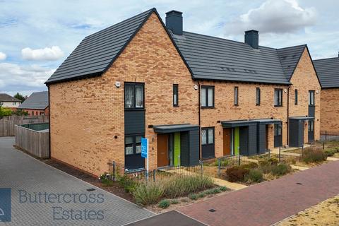 3 bedroom end of terrace house for sale, Green Avenue, Newark, NG24 4FY