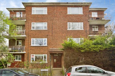 2 bedroom flat for sale, Nightingale Lane, London, E11