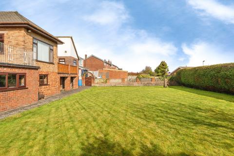 3 bedroom bungalow for sale, Mold Road, Buckley, Flintshire, CH7