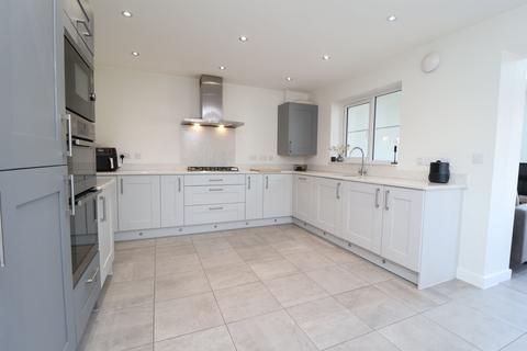 3 bedroom detached house for sale, Elder Place, Worksop S81