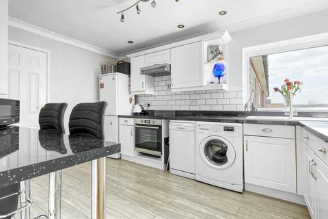 undefined, Cozens Road, Ware, SG12