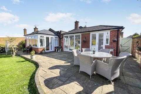 3 bedroom bungalow for sale, Dominion Road, Leicester LE3