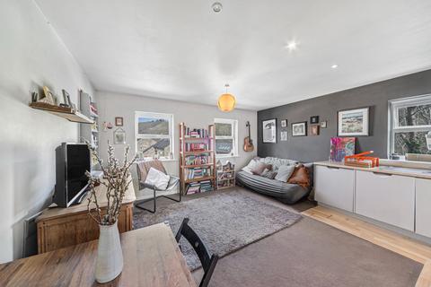 2 bedroom apartment for sale, Mill Lodge, Addingham, Ilkley