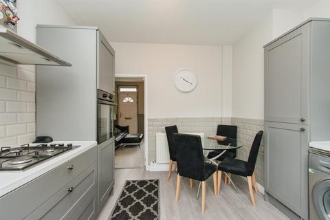 3 bedroom terraced house for sale, Carr Lane Avenue, Castleford