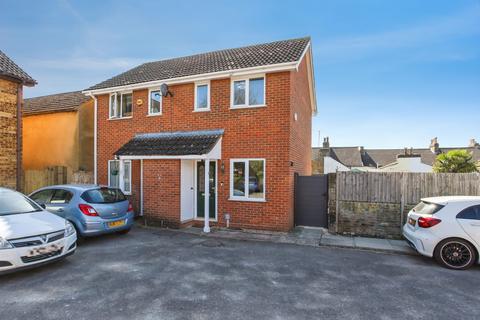 1 bedroom semi-detached house for sale, Thurlestone Court, Perry Street, Maidstone, Kent, ME14