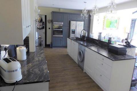 3 bedroom detached bungalow for sale, 37a Thirsk Road, Northallerton