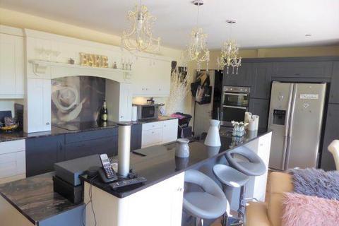3 bedroom detached bungalow for sale, 37a Thirsk Road, Northallerton