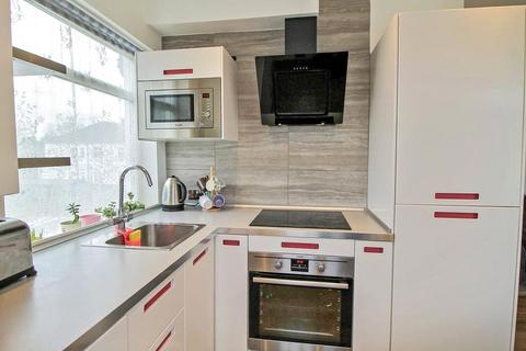 2 bedroom maisonette for sale, Ardleigh Green Road, Hornchurch, RM11