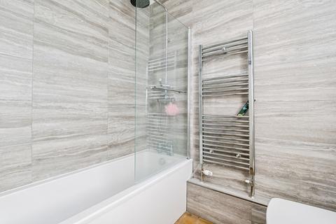 2 bedroom maisonette for sale, Ardleigh Green Road, Hornchurch, RM11