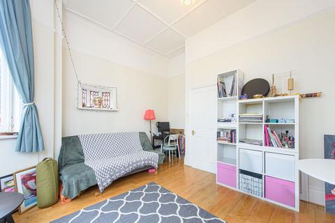 1 bedroom flat for sale, Hollycroft Avenue, Hampstead, London, NW3