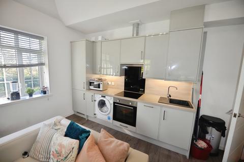 1 bedroom flat to rent, Millbrook Road East, Southampton SO15