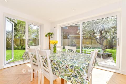 4 bedroom end of terrace house for sale, The Churchlands, New Romney TN28