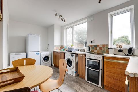 3 bedroom semi-detached house for sale, Hadbury Road, Nottingham NG5