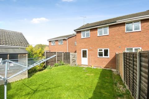 3 bedroom property to rent, Flamborough Close, Peterborough, PE2