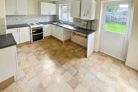 3 bedroom property to rent, Flamborough Close, Peterborough, PE2