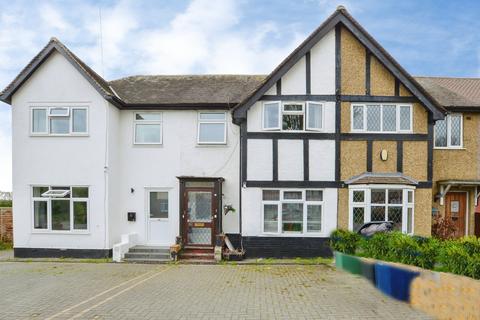 3 bedroom terraced house for sale, Berkeley avenue, Greenford, UB6