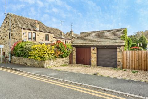 3 bedroom semi-detached house for sale, Mill Farm Drive, Newmillerdam, Wakefield
